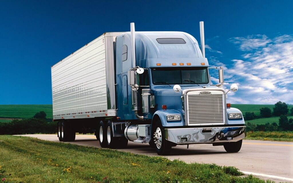 Top 4 American Semi Truck Manufacturers 1 Freightliner.brand . 1